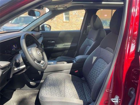 New 2025 Nissan Kicks SV w/ SV Premium Package image 14