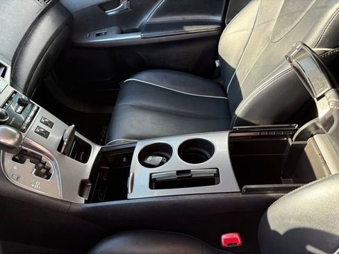 Used 2015 Toyota Venza XLE image 21