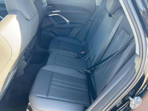 New 2025 Audi Q5 Premium Plus image 15