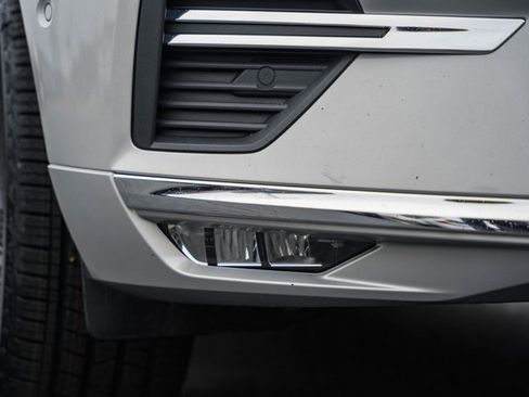 Certified 2023 Volvo XC60 B5 Ultimate w/ Climate Package image 15