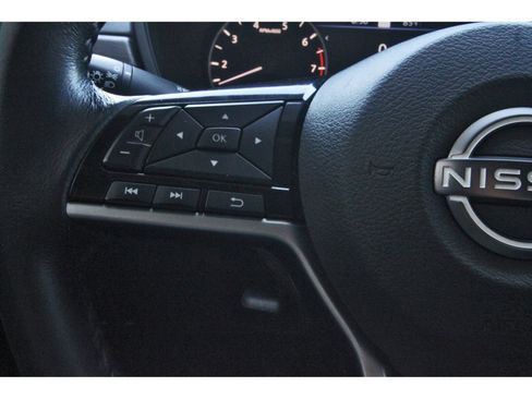Certified 2025 Nissan Altima 2.5 SV w/ SV Premium Package FWD image 19