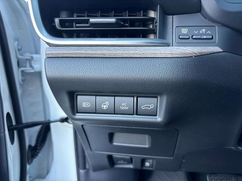 New 2026 Toyota Grand Highlander Limited AWD/4WD image 12