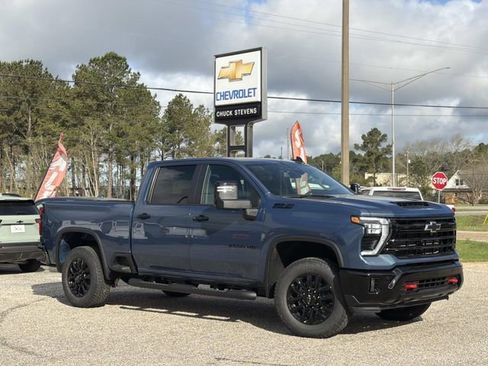 New 2026 Chevrolet Silverado 2500 LT w/ Trail Boss Package AWD/4WD image 3