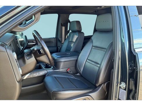 Used 2021 GMC Sierra 3500 Denali w/ Denali Ultimate Package image 22