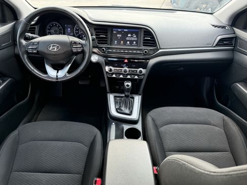 Used 2020 Hyundai Elantra Value Edition w/ Cargo Package (C1) FWD image 14