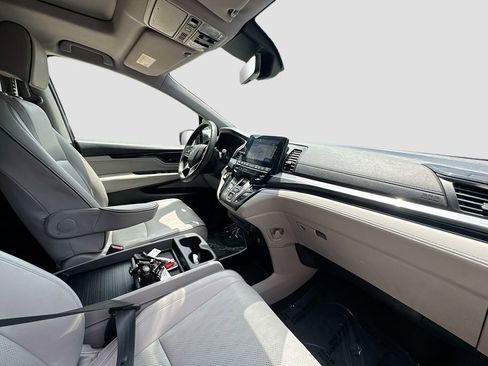 Used 2023 Honda Odyssey Elite image 32