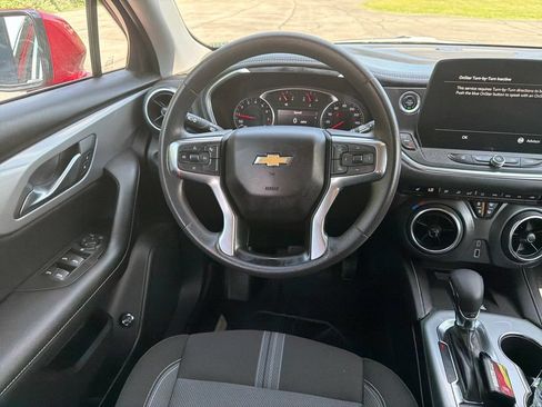 Used 2024 Chevrolet Blazer LT w/ Convenience Package AWD/4WD image 24