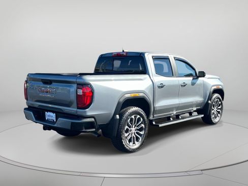 Used 2026 GMC Canyon Denali AWD/4WD image 3