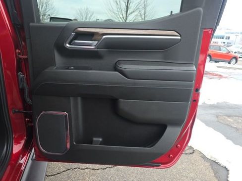 Used 2022 Chevrolet Silverado 1500 LT Trail Boss w/ LT Trail Boss Premium Package image 13