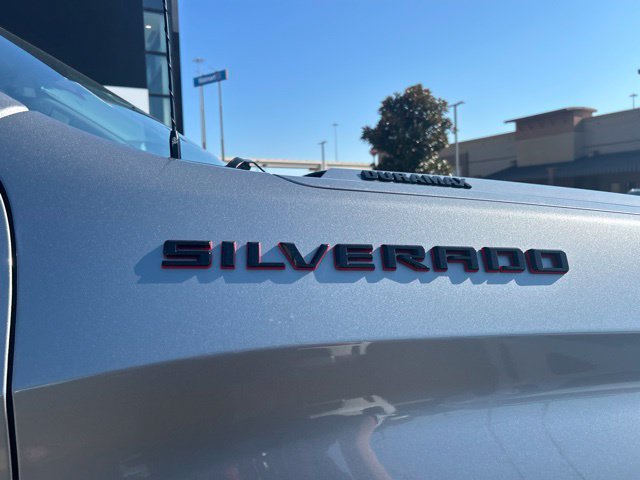 Used 2023 Chevrolet Silverado 1500 RST w/ Redline Edition AWD/4WD image 14