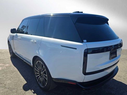 Certified 2023 Land Rover Range Rover SE image 5