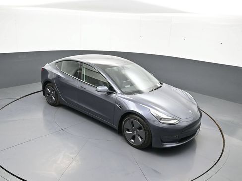 Used 2023 Tesla Model 3 Standard Range RWD image 38