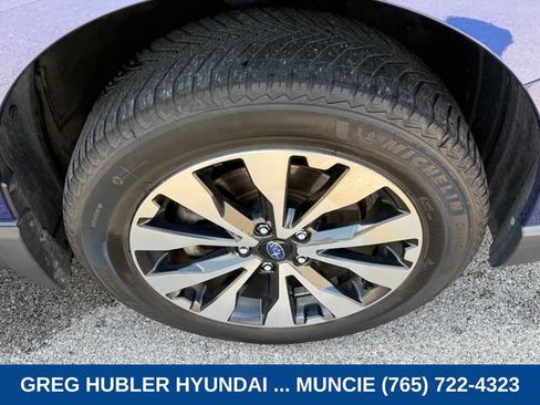 Used 2015 Subaru Outback 2.5i Limited AWD/4WD image 9
