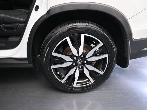 Certified 2022 Honda Pilot Touring image 14