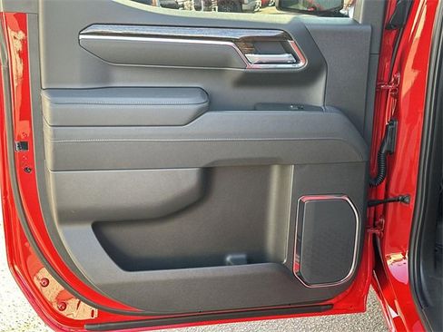 New 2026 GMC Sierra 1500 Elevation w/ LPO, Elevation Black Package image 24