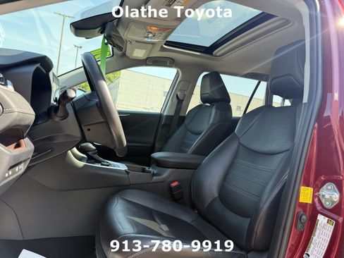 Used 2021 Toyota RAV4 Limited w/ Limited Grade Weather Package AWD/4WD image 4