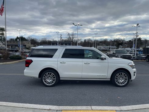 Used 2022 Ford Expedition Max Platinum image 5