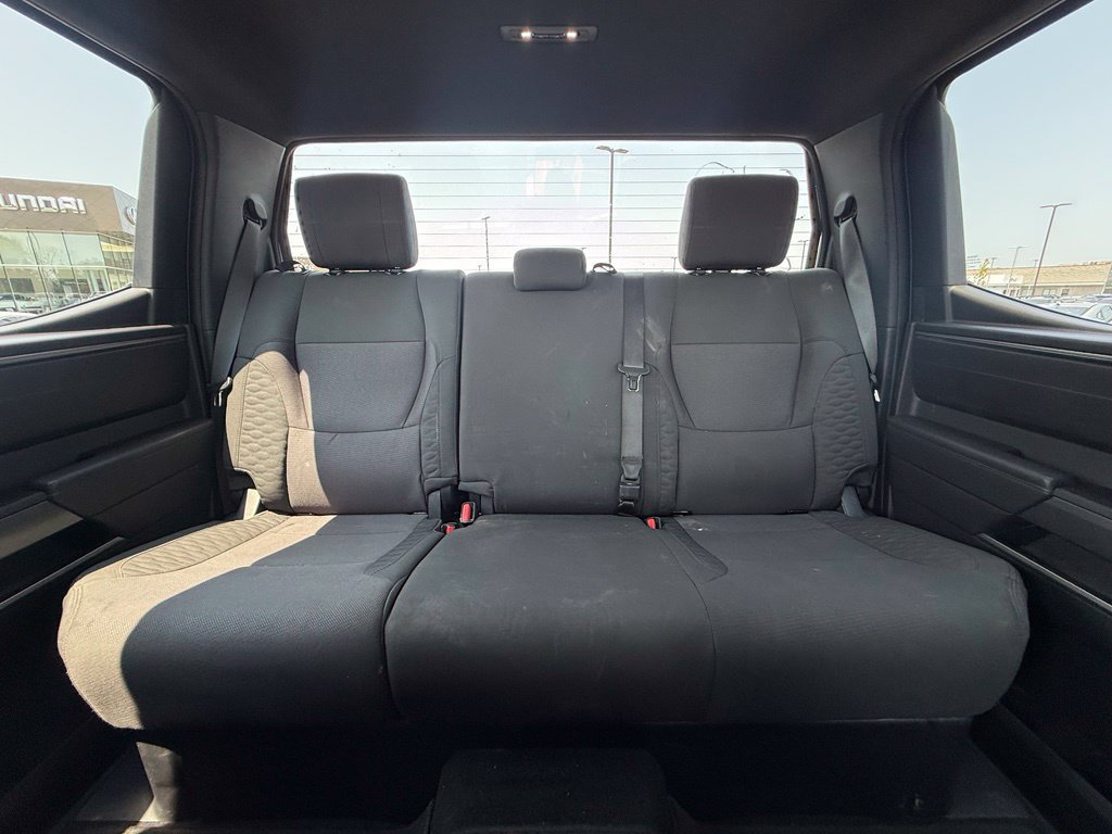 Used 2025 Toyota Tundra SR5 AWD/4WD image 28