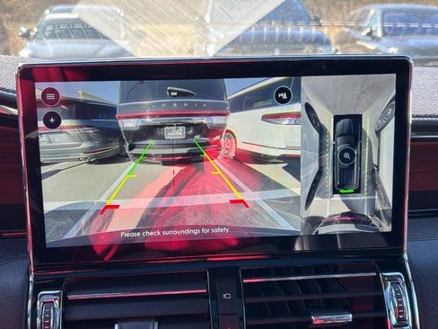 Used 2022 Lincoln Navigator Reserve image 23