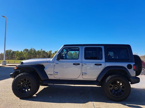 Used 2020 Jeep Wrangler Unlimited Sport S image 7