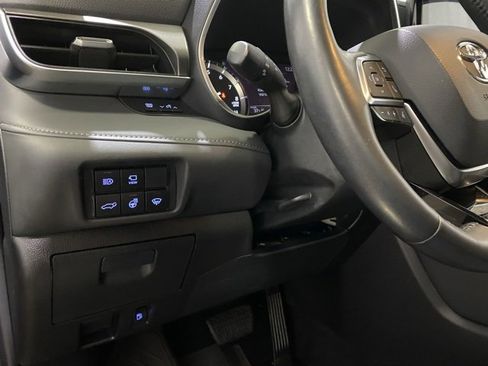 Certified 2020 Toyota Highlander Limited image 18