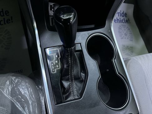 Used 2017 Toyota Camry LE FWD image 24