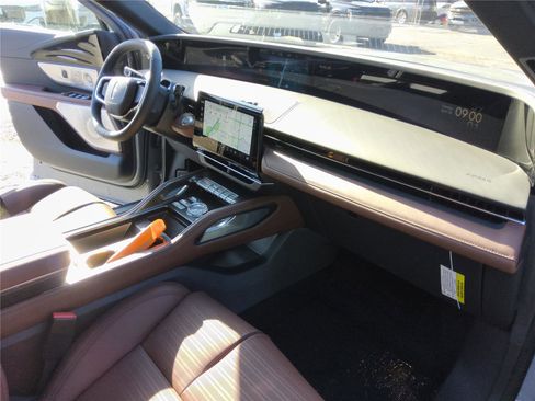 New 2026 Lincoln Nautilus Reserve AWD/4WD image 27