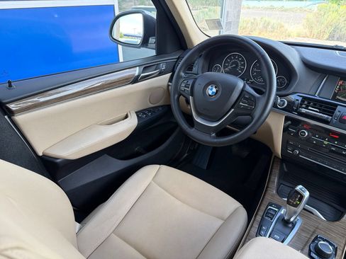 Used 2017 BMW X3 xDrive28i AWD/4WD image 12