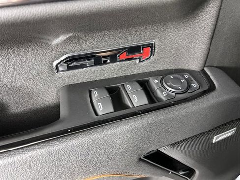 Used 2025 GMC Sierra 1500 AT4 w/ AT4 Premium Package image 24