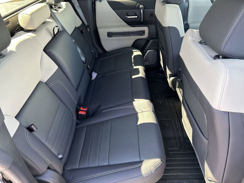 New 2026 GMC Hummer EV 4x4 Crew Cab w/ LPO, Illumination Package image 28