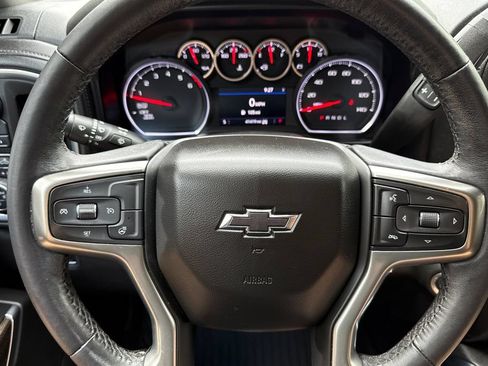 Used 2021 Chevrolet Silverado 1500 LT Trail Boss w/ Convenience Package II AWD/4WD image 22