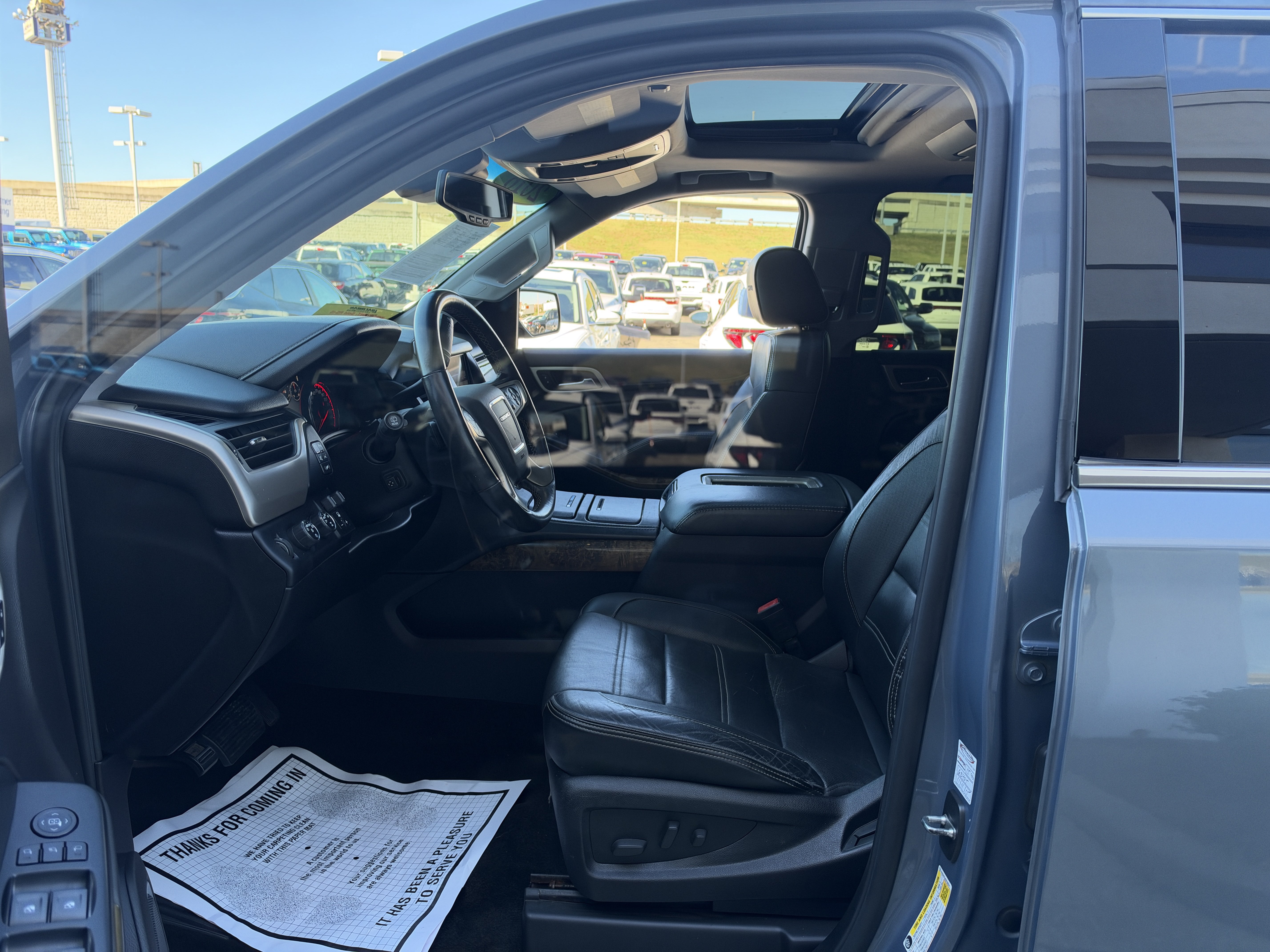 Used 2016 GMC Yukon Denali w/ Open Road Package AWD/4WD image 33