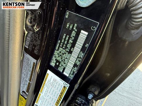 Used 2025 Toyota 4Runner TRD Off-Road image 39