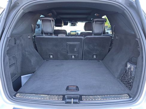 Used 2019 Mercedes-Benz GLE 400 4MATIC image 37
