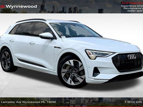 Used 2022 Audi e-tron Premium image 1