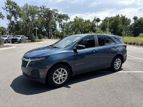 Used 2024 Chevrolet Equinox LS w/ LS Convenience Package FWD image 7