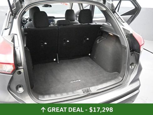 Used 2024 Nissan Kicks SV image 26