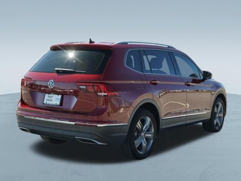 Used 2021 Volkswagen Tiguan SEL image 8