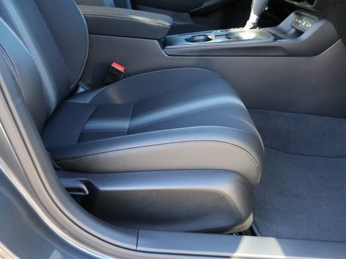 Certified 2025 Honda Civic Sport image 10