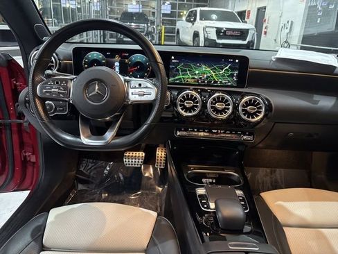 Used 2020 Mercedes-Benz CLA 250 4MATIC image 31