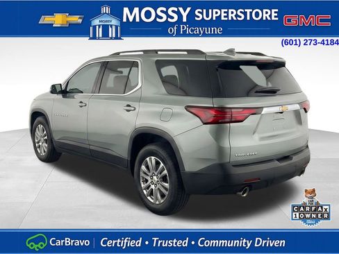 Used 2022 Chevrolet Traverse LT FWD image 3