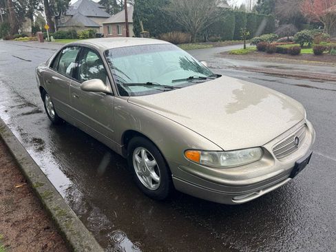 Used 2002 Buick Regal LS w/ LS Premium Pkg image 7