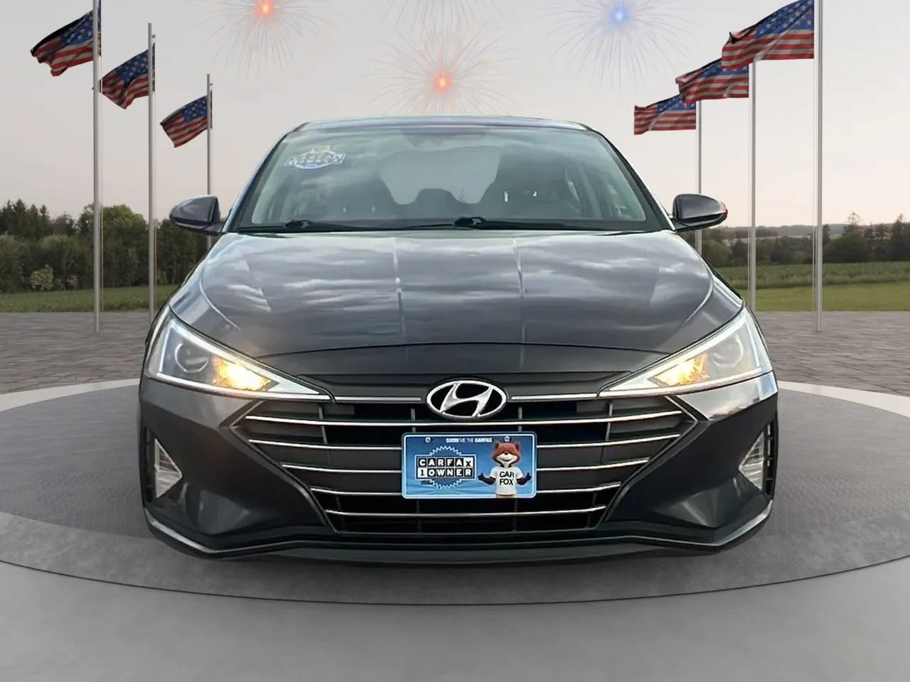 Used 2020 Hyundai Elantra SE FWD image 2