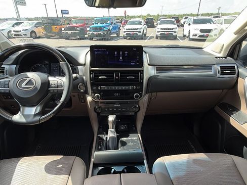 Used 2023 Lexus GX 460 Premium w/ Premium Plus Package AWD/4WD image 17