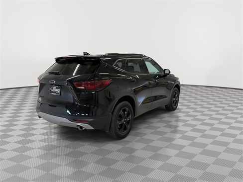 New 2025 Chevrolet Blazer LT w/ Midnight/Sport Edition image 10