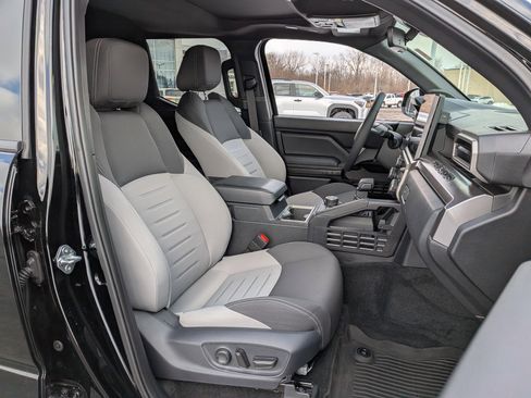 Certified 2025 Toyota Tacoma TRD Off-Road w/ TRD Off Road Upgrade Package image 24