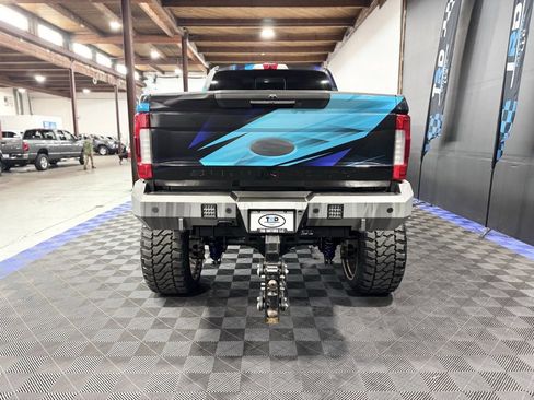 Used 2018 Ford F350 Lariat w/ Lariat Ultimate Package image 6