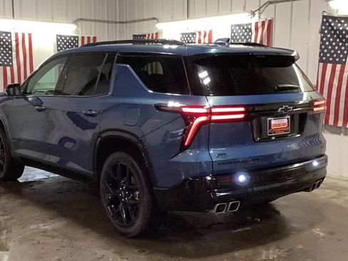 Used 2024 Chevrolet Traverse RS w/ LPO, Floor Liner Package image 4