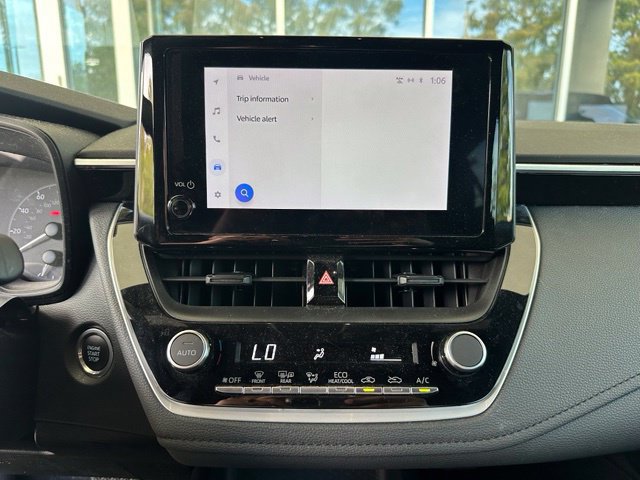 Used 2024 Toyota Corolla SE FWD image 16
