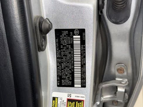 Used 2019 Toyota Camry LE w/ Convenience Package FWD image 14